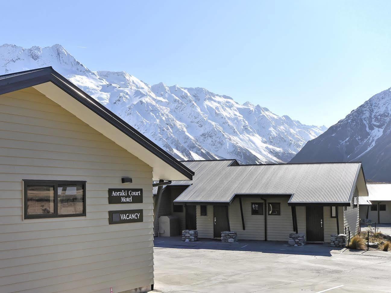 Aoraki Court Motel Aoraki / Mount Cook Kültér fotó