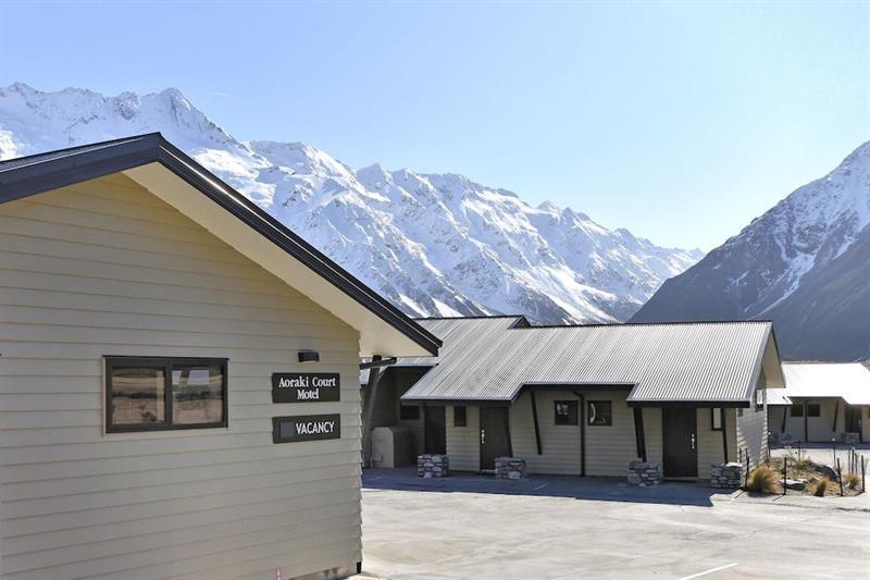Aoraki Court Motel Aoraki / Mount Cook Kültér fotó